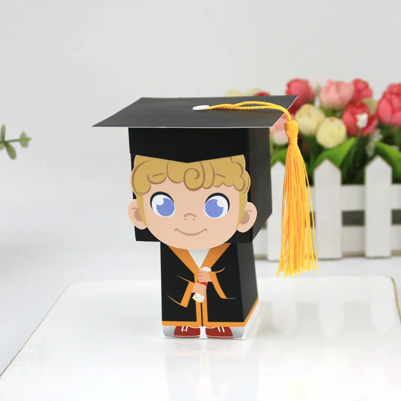 new design hotly sold lovely  little girl and boy cap-shaped sweet candy gift party favors graduation paper box