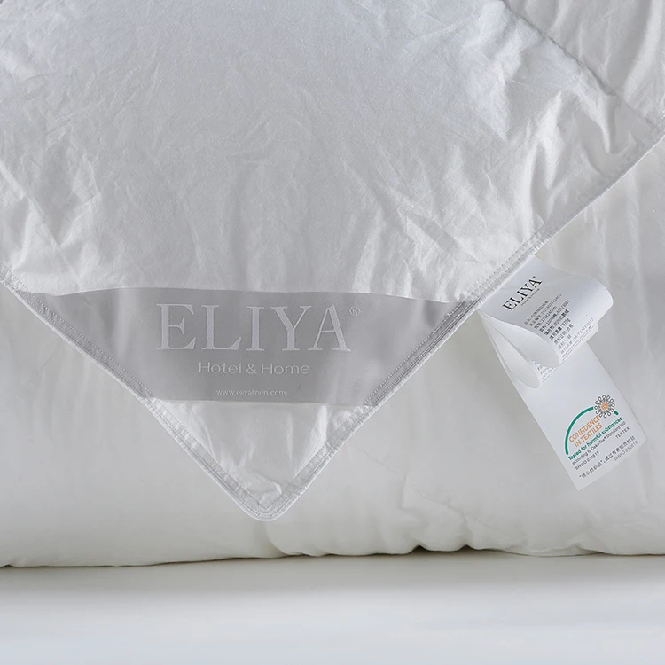 Top quality hotel goose feather down white comfort soft warm quilt and pillow set