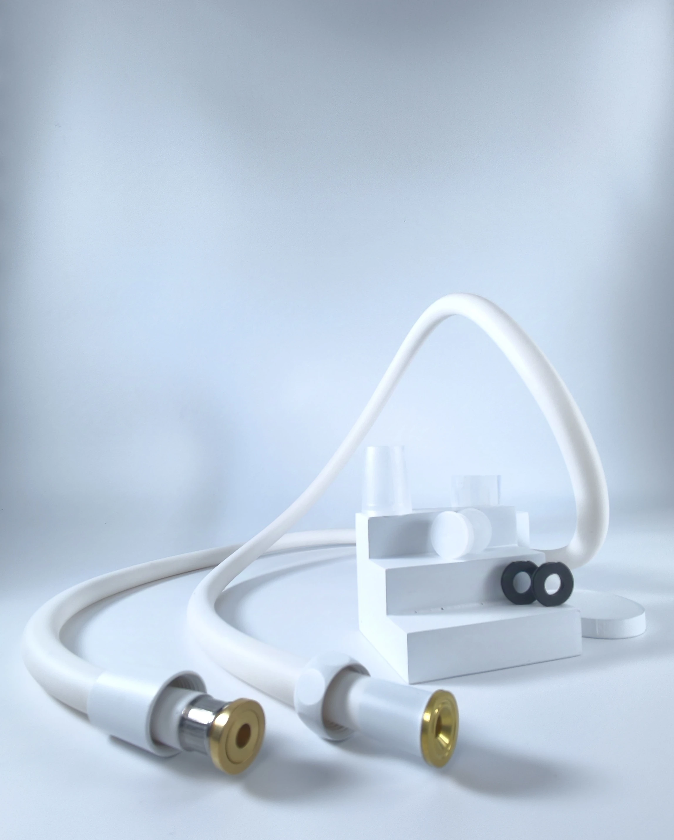 Matte Chrome Finish Durable Brass PVC Hose Filter Flexible Modern Design Style Shower Head Home Office Hotel Bathrooms Plumbing