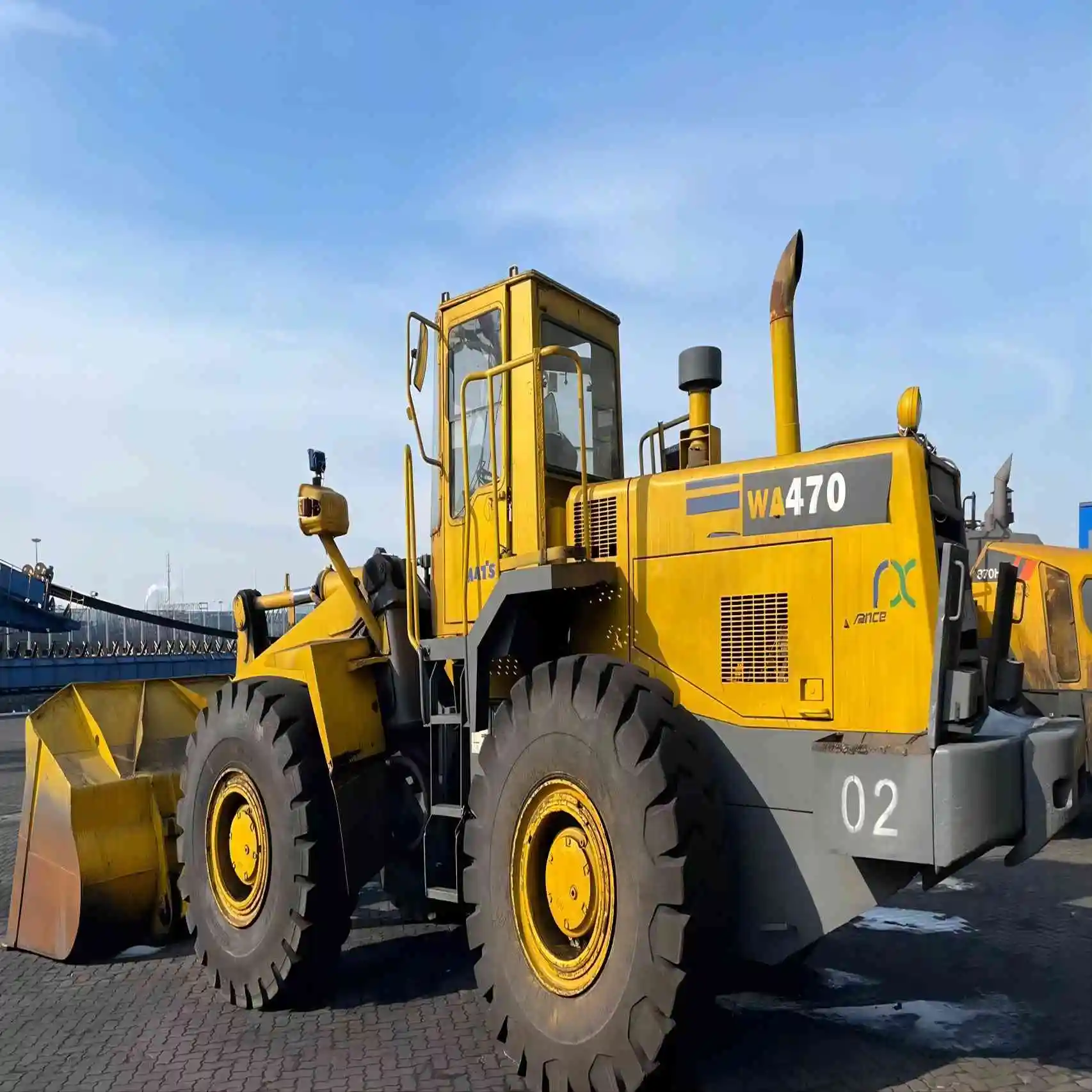 Komatsu WA 470 used excavator front wheel loader mining loader Komatsu WA 470