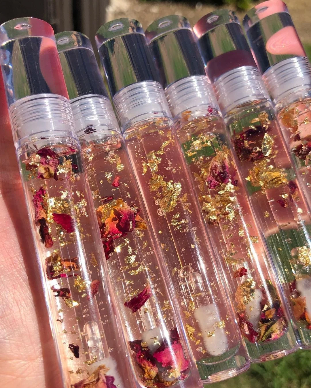 High Quality Custom Vegan Clear Plumping Lip Gloss Private Label Base Glitter Flower Fruit Lipgloss Liquid Lipstick