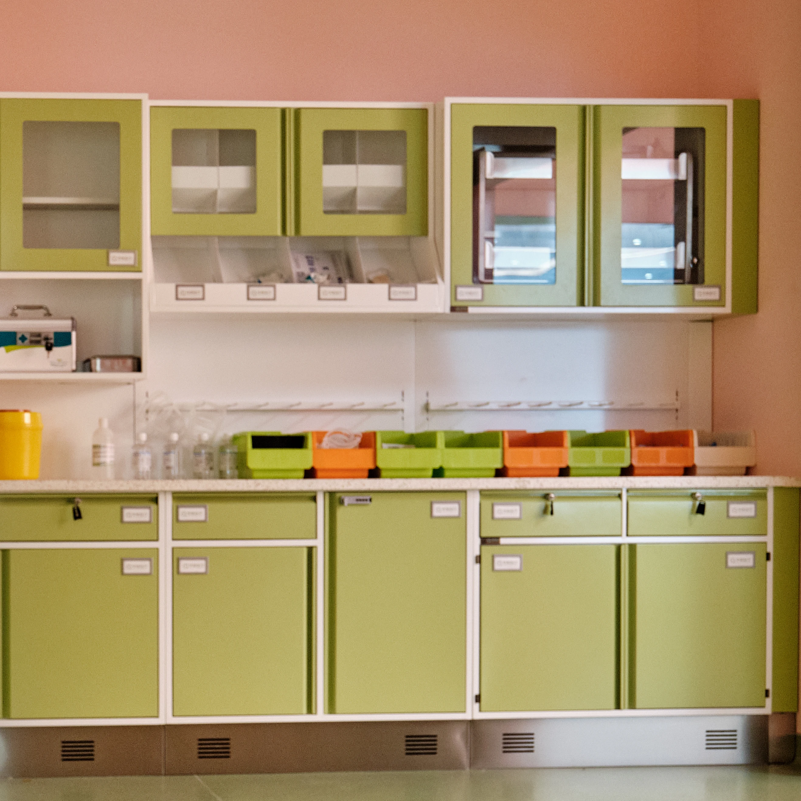 Умная безопасная полноразмерная медицинская медециновая мебель для медицинских