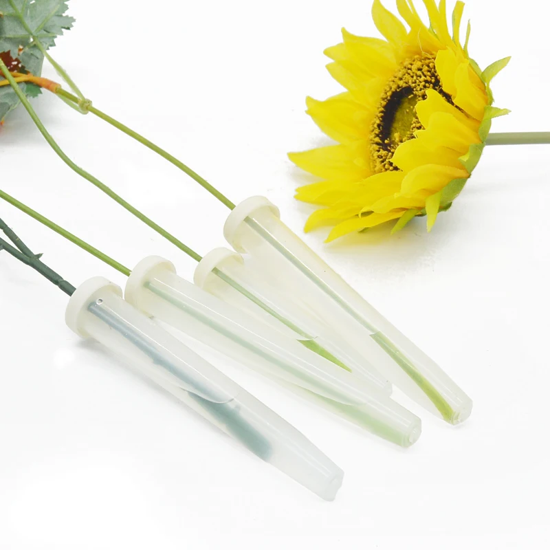 INUNION Factory Wholesale Plastic Clear 8cm  Fresh Picks Flower Water Tubes Vase Floral Water Vials For Flower Arrangements