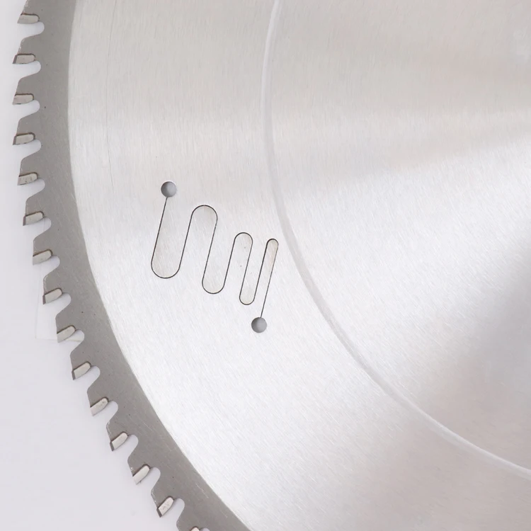 Китайские производители поддерживают пользовательский образец обслуживания, лезвие циркулярной пилы для резки металла