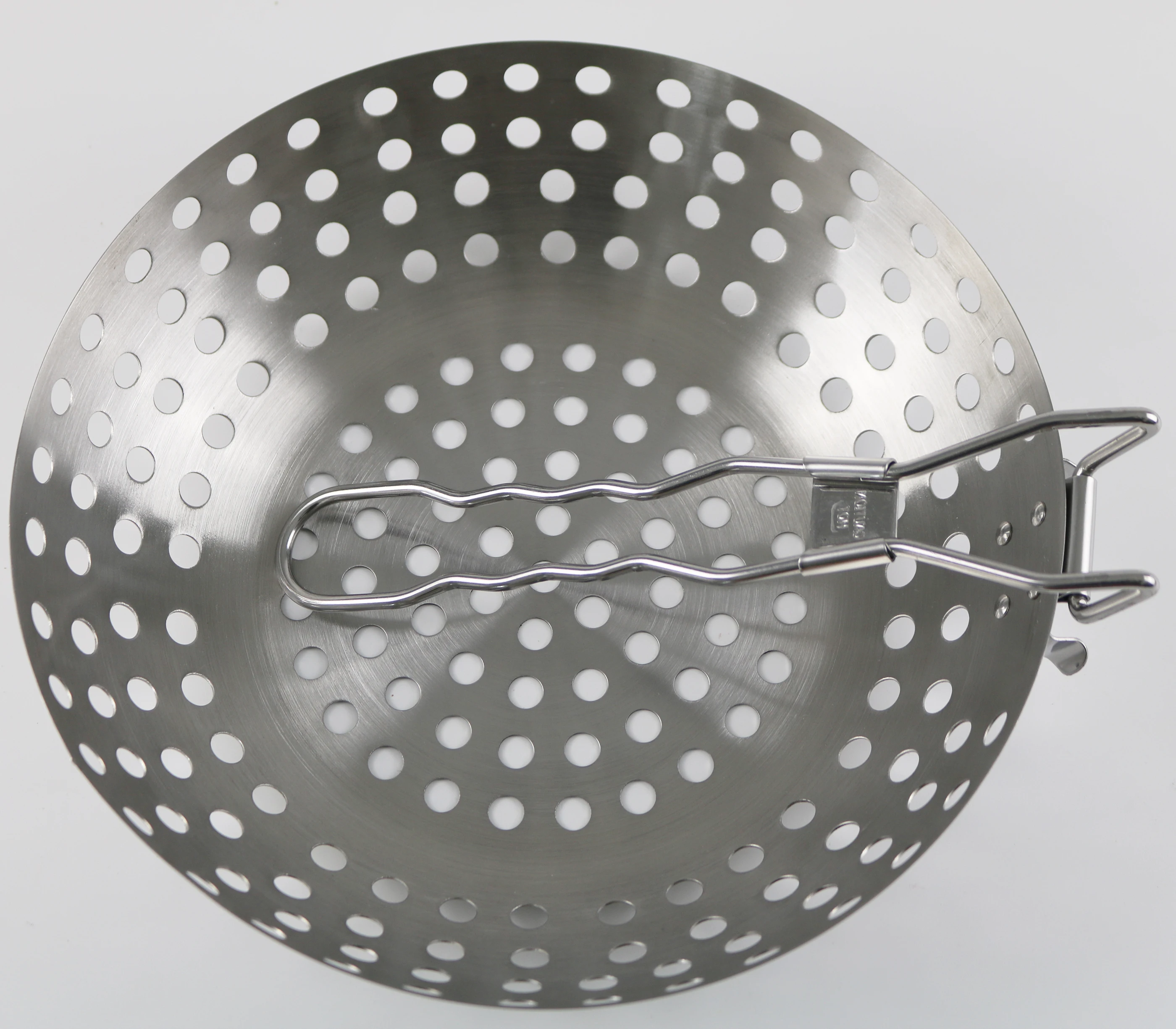 Nonstick Grill Pan With Holes Foldable Handle Frying Pan Camping Cookware Grill Basket Picnics BBQ Activities Hollow Skillet