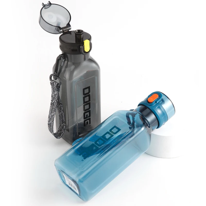 wholesale 700ml pp pc transparent plastic water bottle square flat workout water bottles for kids school