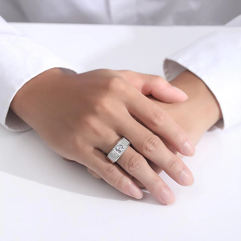 Custom Moissanite S925 Sterling Silver VVS Certified Ring Mens Shiny Jewelry