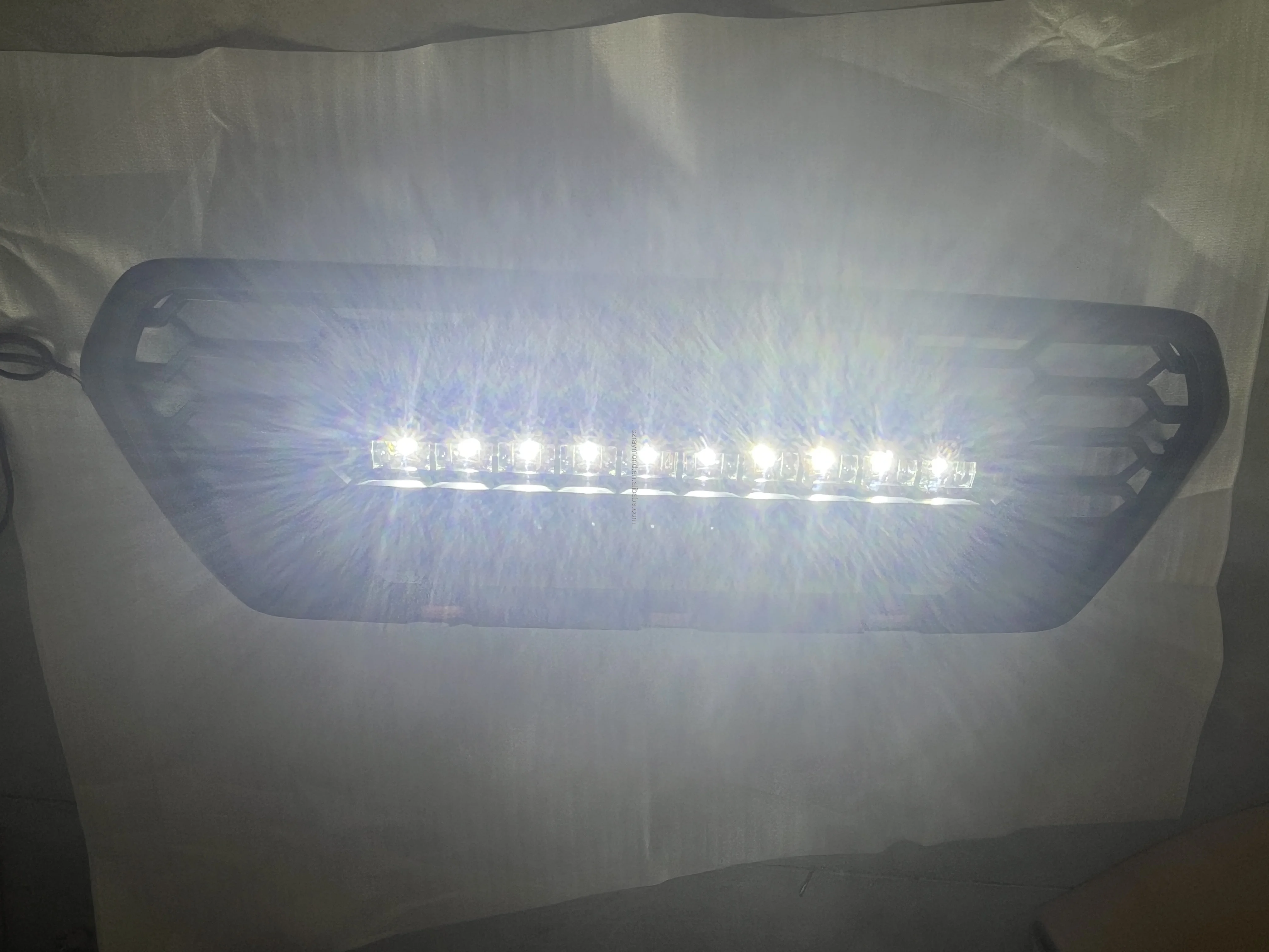 Radiator Grill Car Grille with light bar without drl daytime running light for tocoma 2016 2017 2018 2019 2020 2021 2022 2023