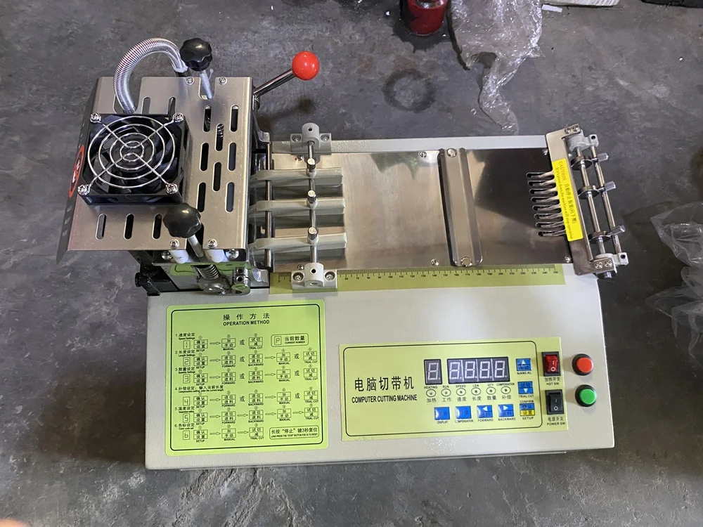 JK-110LR automatic electric webbing tape roll cutting machine leather belt ribbon conveyor strip rotary strap ribbon