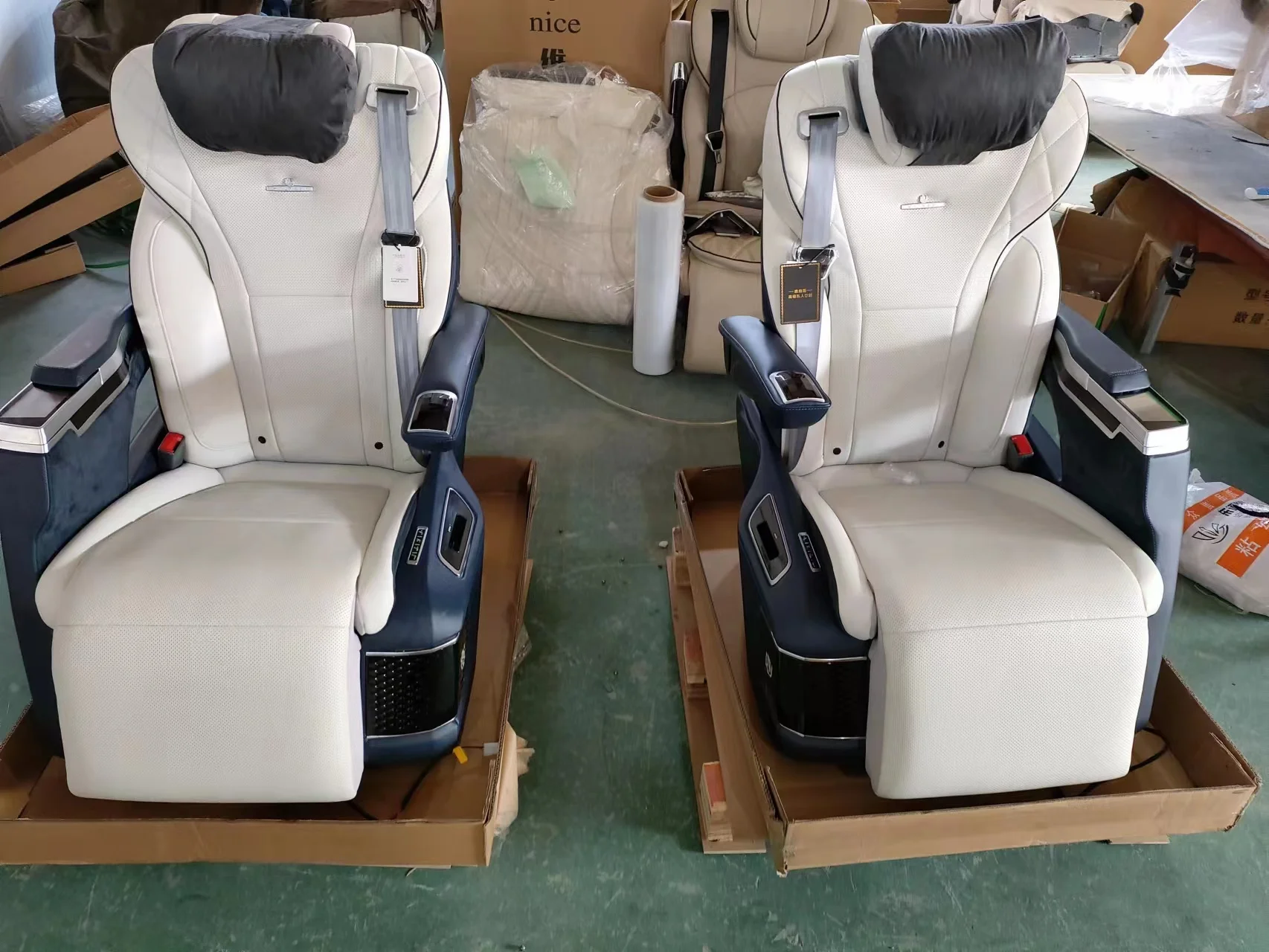 Auto Interior Upgrade New Leather Luxury Electric Van Seats for Benz Toyota Sienna Kia Carnival Aero & Sport Seat Model Vito