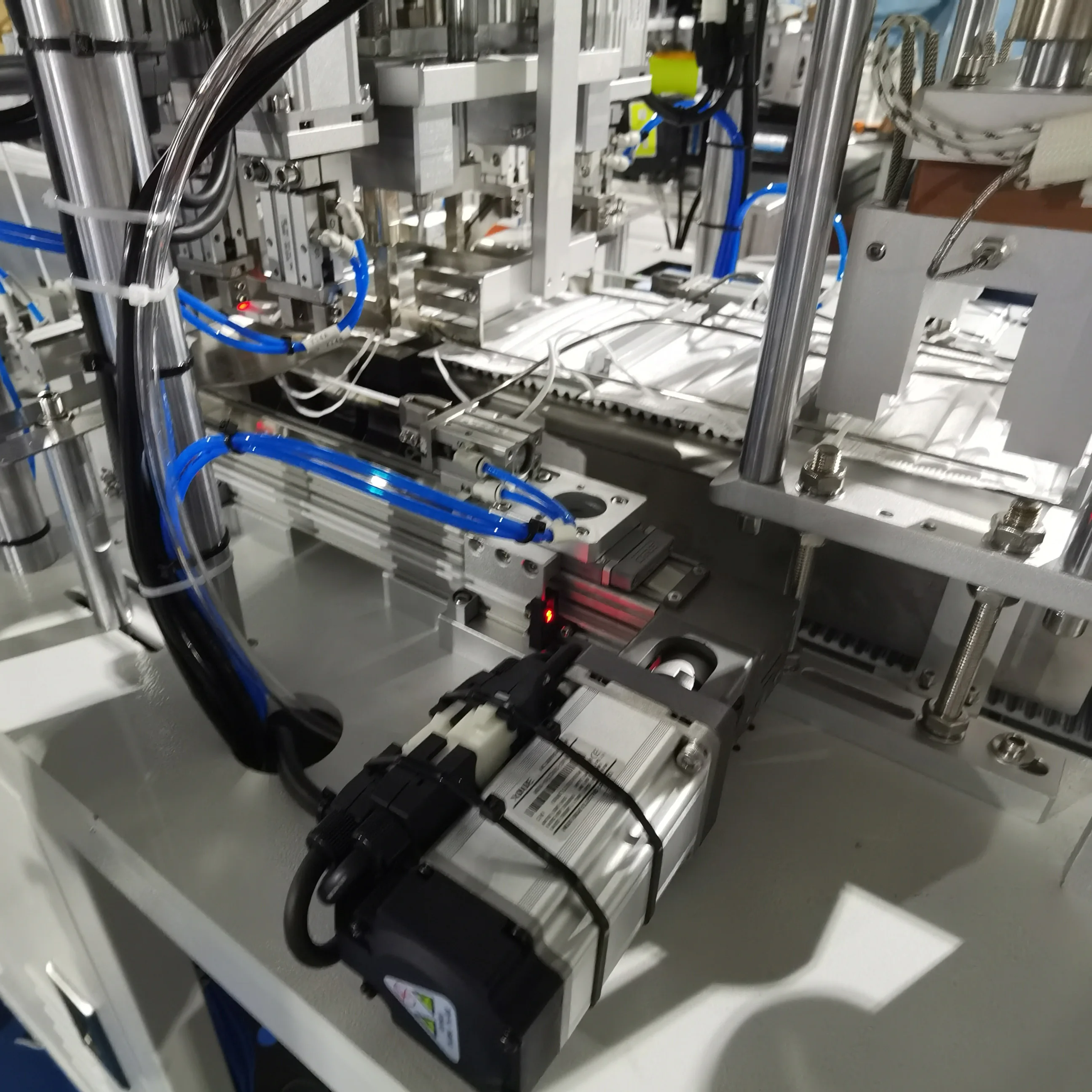 Full Automatic High Speed Disposable Face Maskes Machine Dust Mask Making Machine