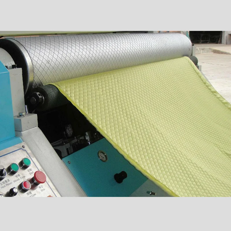 Автоматическая ультразвуковая стеганая машина для тиснения 2,4 м по заводской цене