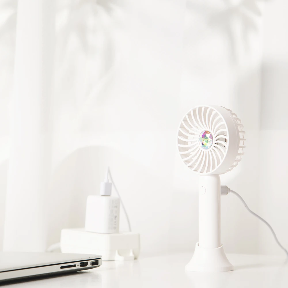 Outdoor Travel Plastic Portable Mini Personalized Handheld Battery Fans with Logo