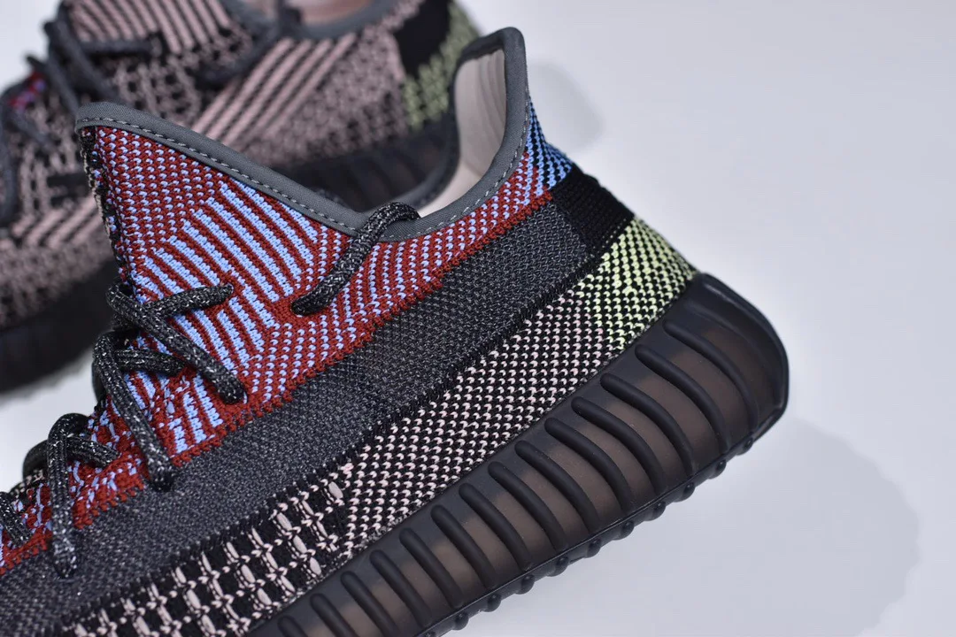 
with boxes 1:1 original quality yezzy boot black yecheil non reflective 350 v2 fw5190 sport running shoes yeezy sneakers for man 