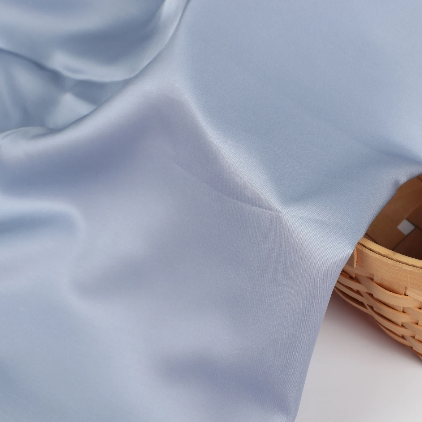 Breathable Super Soft Hand Feel Silk-like 55% Acetate 45% Polyester Fabric For Spring Summer Dress Shirt Blouse