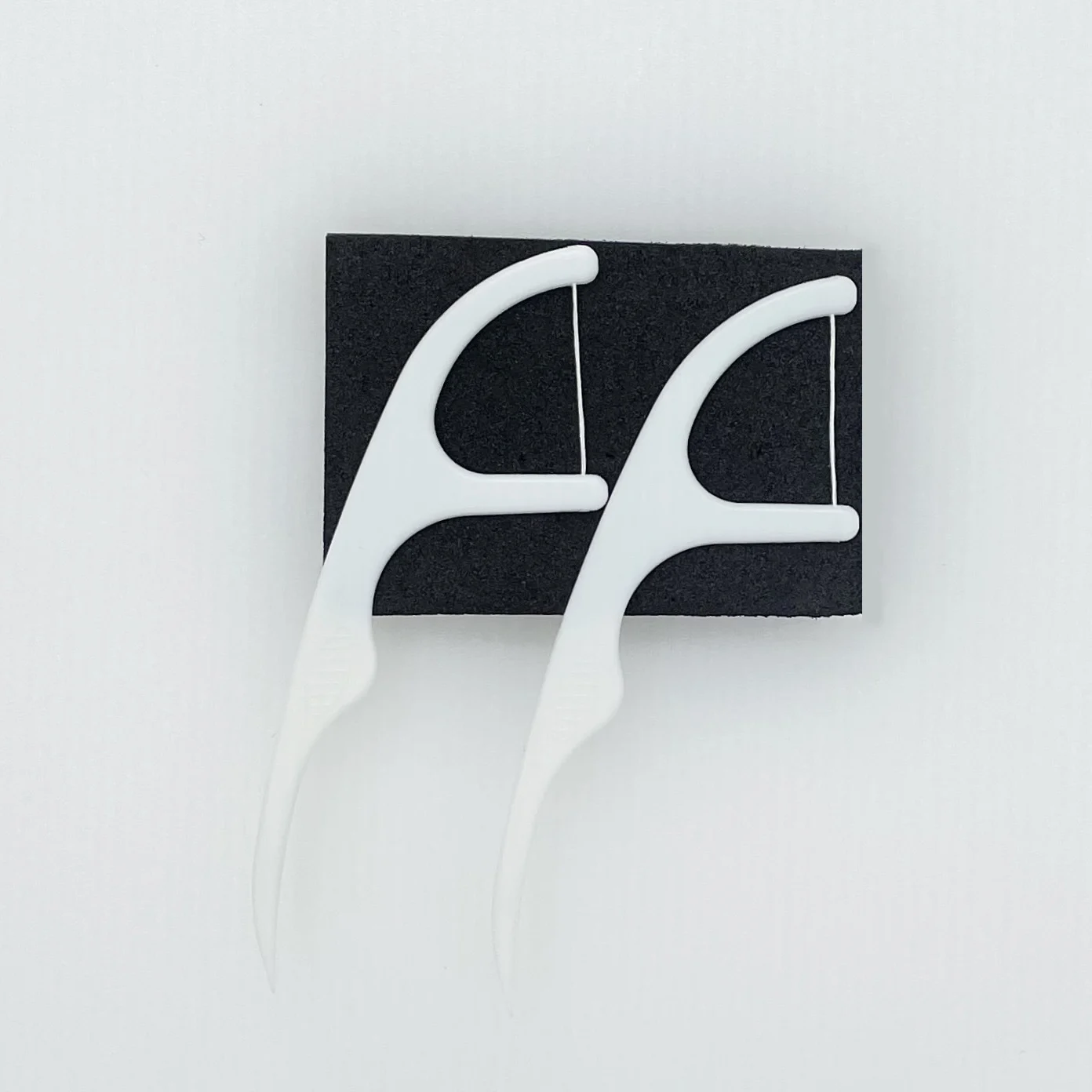 Wholesale Eco Biodegradable Oral Plastic B Dental Floss Picks Individually Wrapped Toothpick