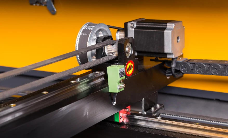 Top Quality laser co2 cutting machines mini co2 laser cutting machine diode laser engraver enclosed For Acrylic Sheet