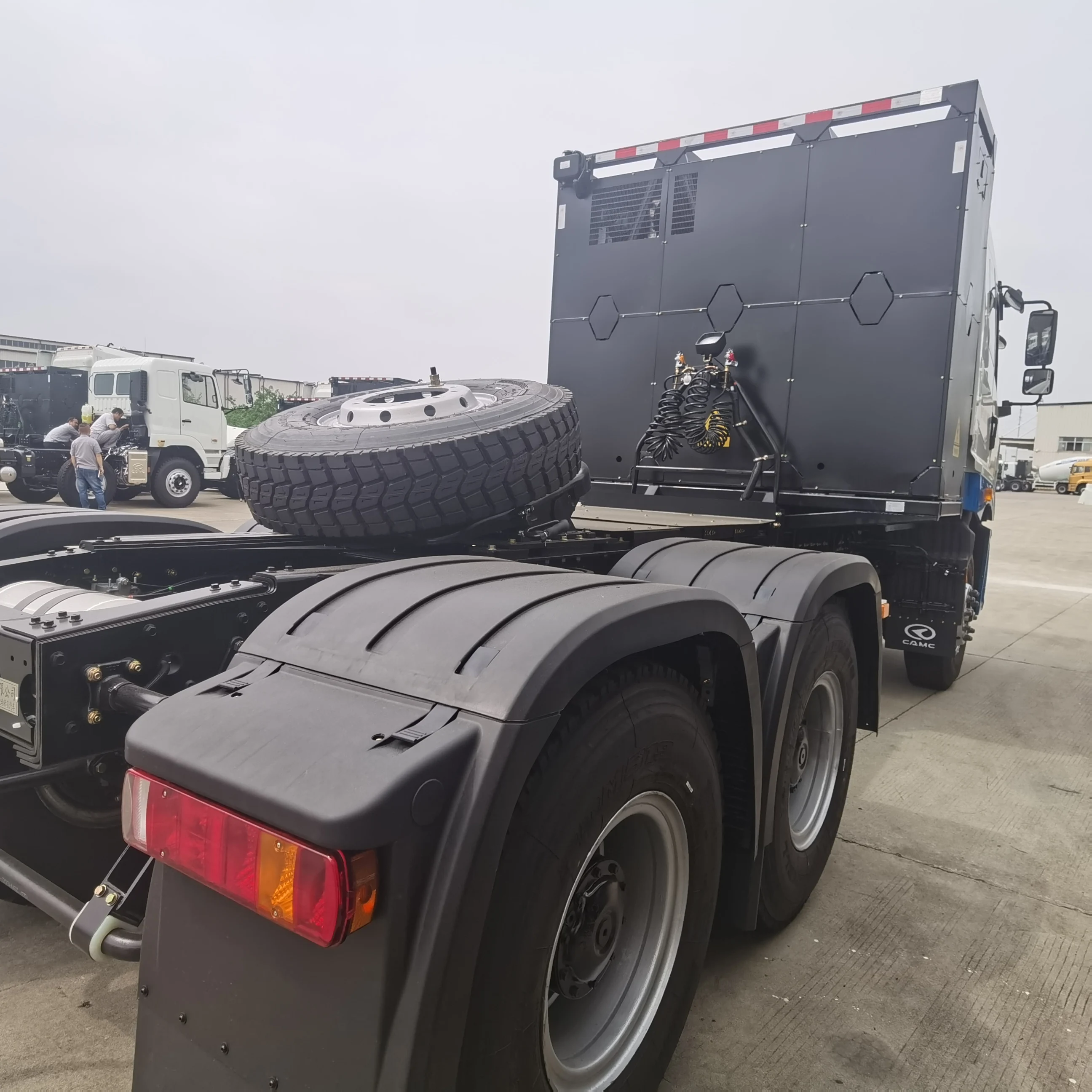 2023 Chinese Brand CAMC Electric Motor Tractor Head Truck  6*4  Tractor Truck For Sale
