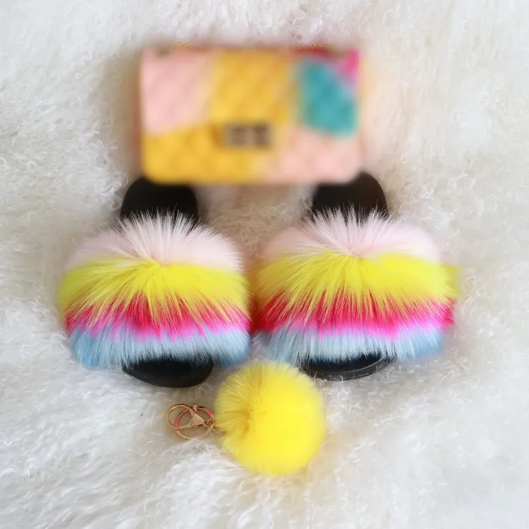 kids fur slippers (4).JPG