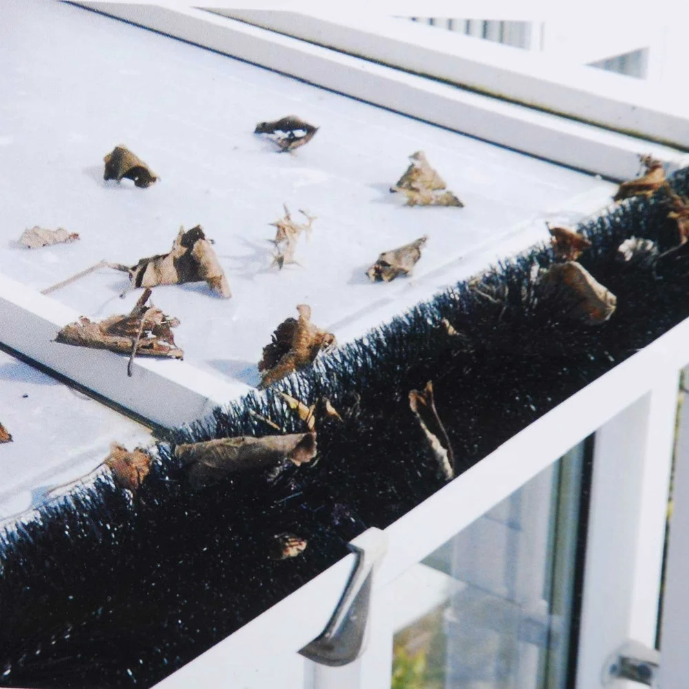 Factory Supply 4m Long Garden Rain Gutter Leaf Guard Brush with PP anti UV bristle