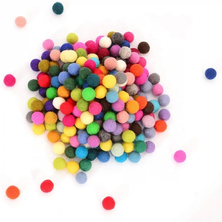 DIY 1cm 2cm 2.5cm 3cm 4cm  wool  felt balls for crafts christmas decoration