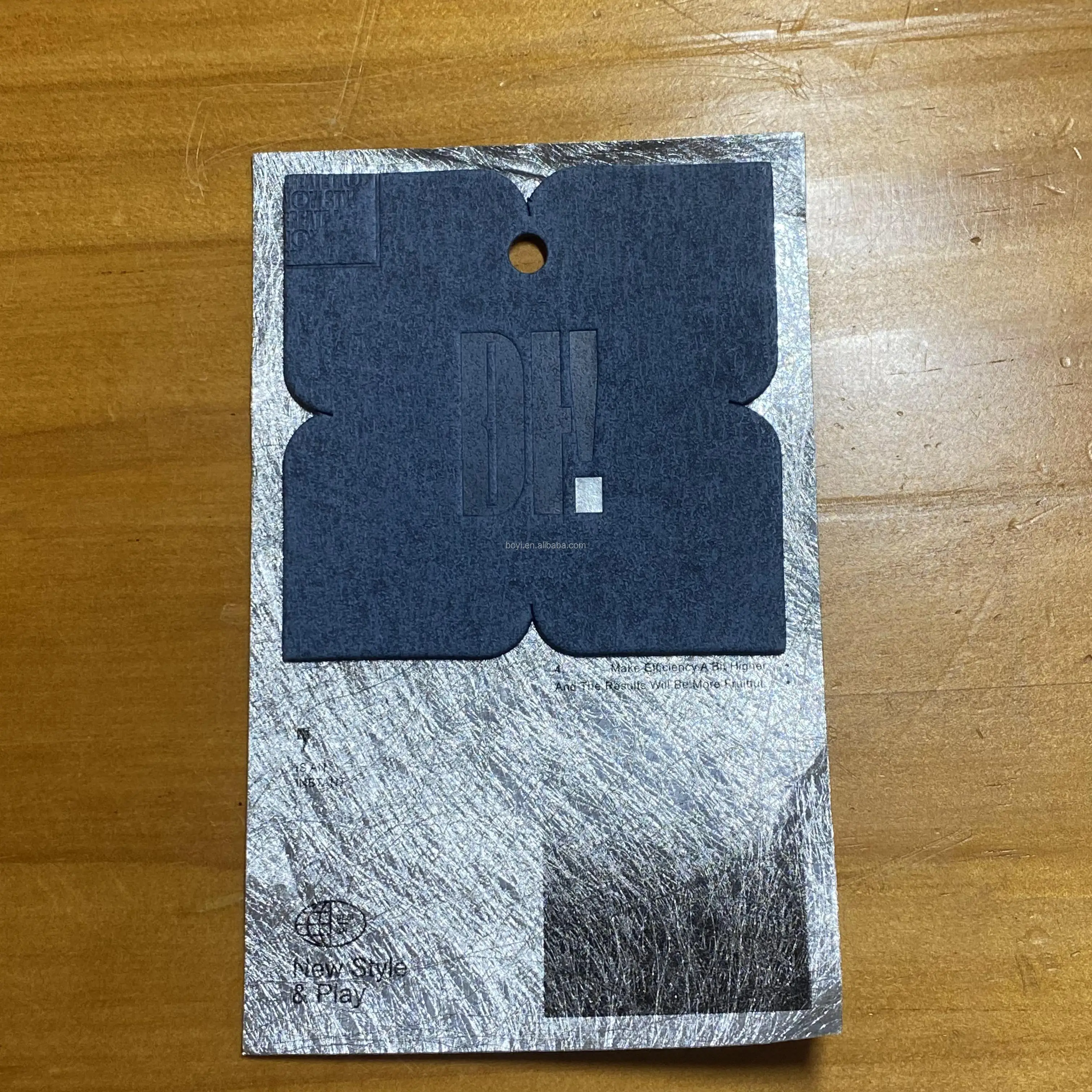 Luxury Recycled Garment Labels Embossed Custom Printing Hang Tags Special Cardboard Clothes Hangtags For Clothing Own Logo