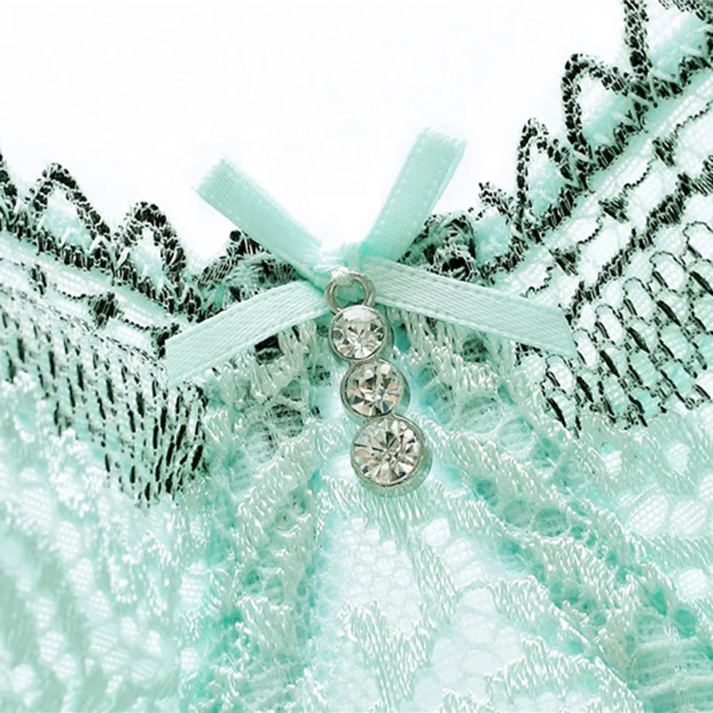 Hot Sale Women Sexy Breathable Lace Bra and Panty Set Fashion Lady Underwear Sets Tree Color Cup Size ABCD