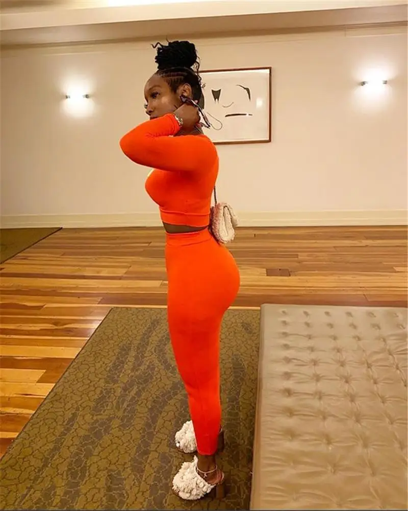 
8012 Women sets high quality long sleeve woman fashion summer two piece set dress crop top & casual skirt 