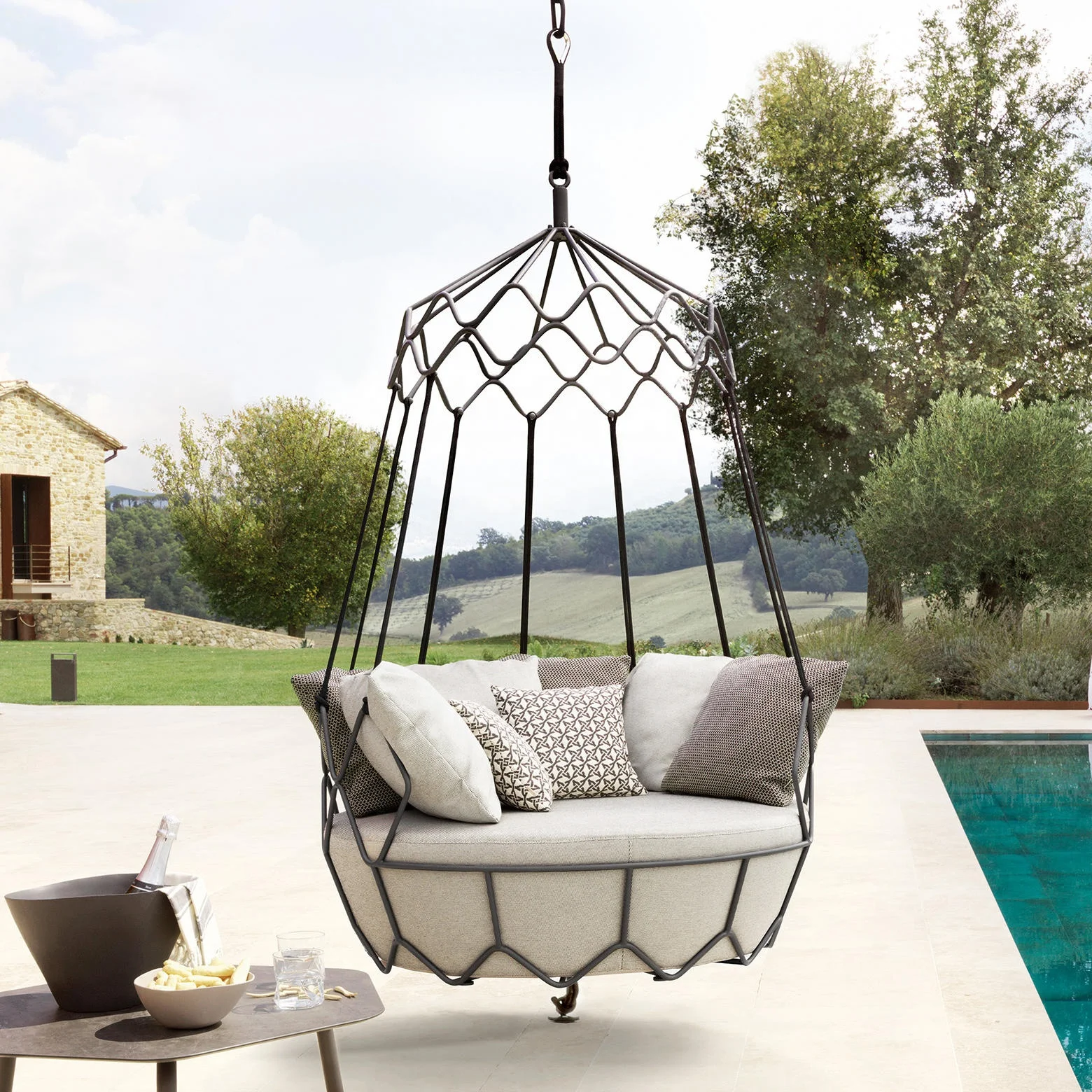 Outdoor metal chaise garden balcony rattan lounge hanging egg chair patio swing chair