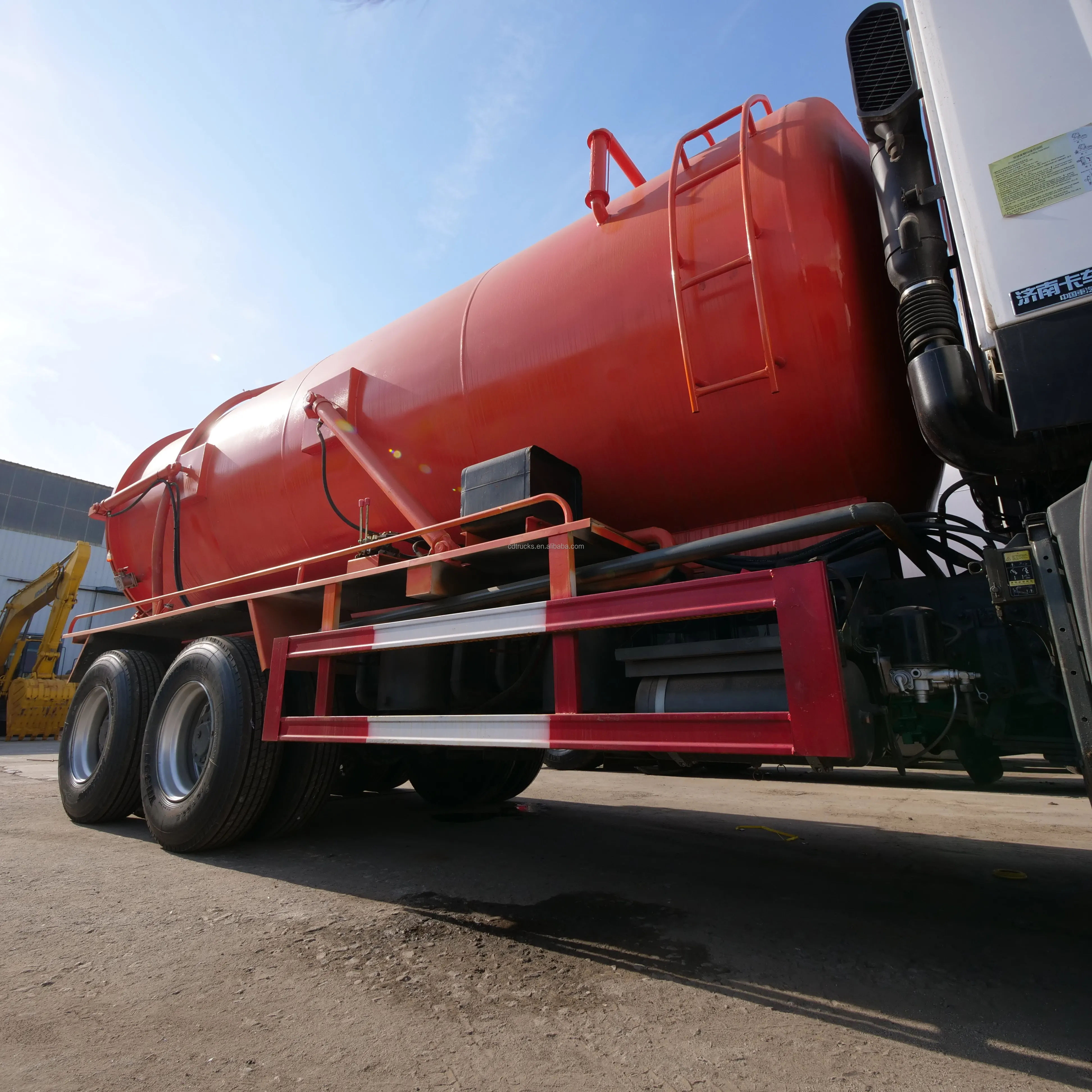 New Used Sinotruk HOWO  Vacuum Truck Sewage Suction Septic Tank Truck