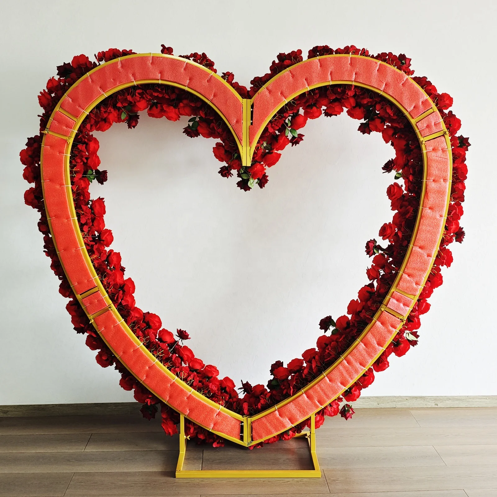 Modern Red Rose Heart Shaped Arch Stand Artificial Flower Panel Set Row Floral Arrangement Backdrop for Wedding Event Decoration