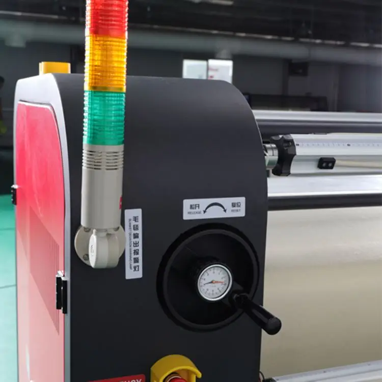 Automatic pneumatic pressure control roll to roll heat transfer press t-shirt printing machine