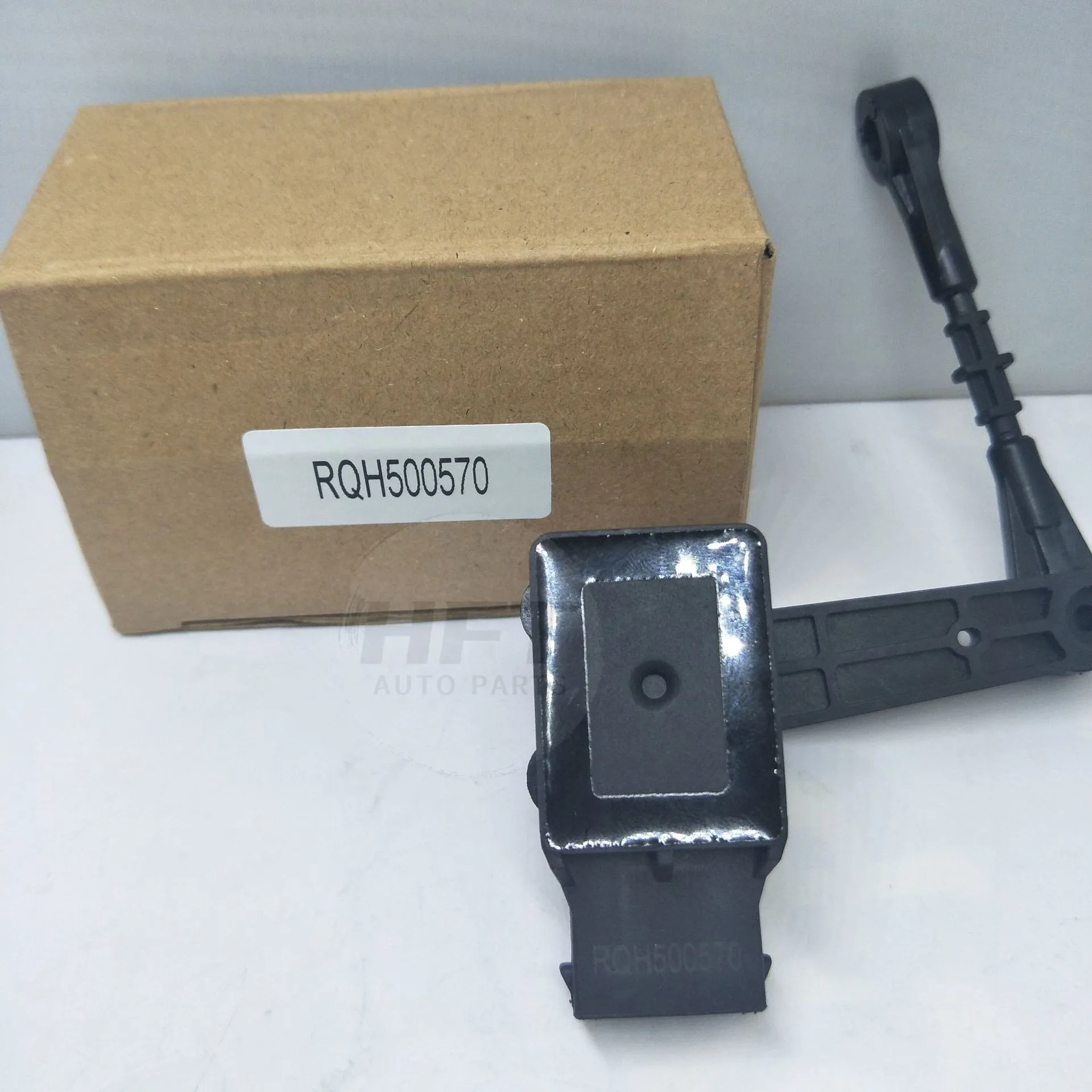 HFT auto parts suspension height sensor suspension for Range Rover LR020473 left front  LR020474