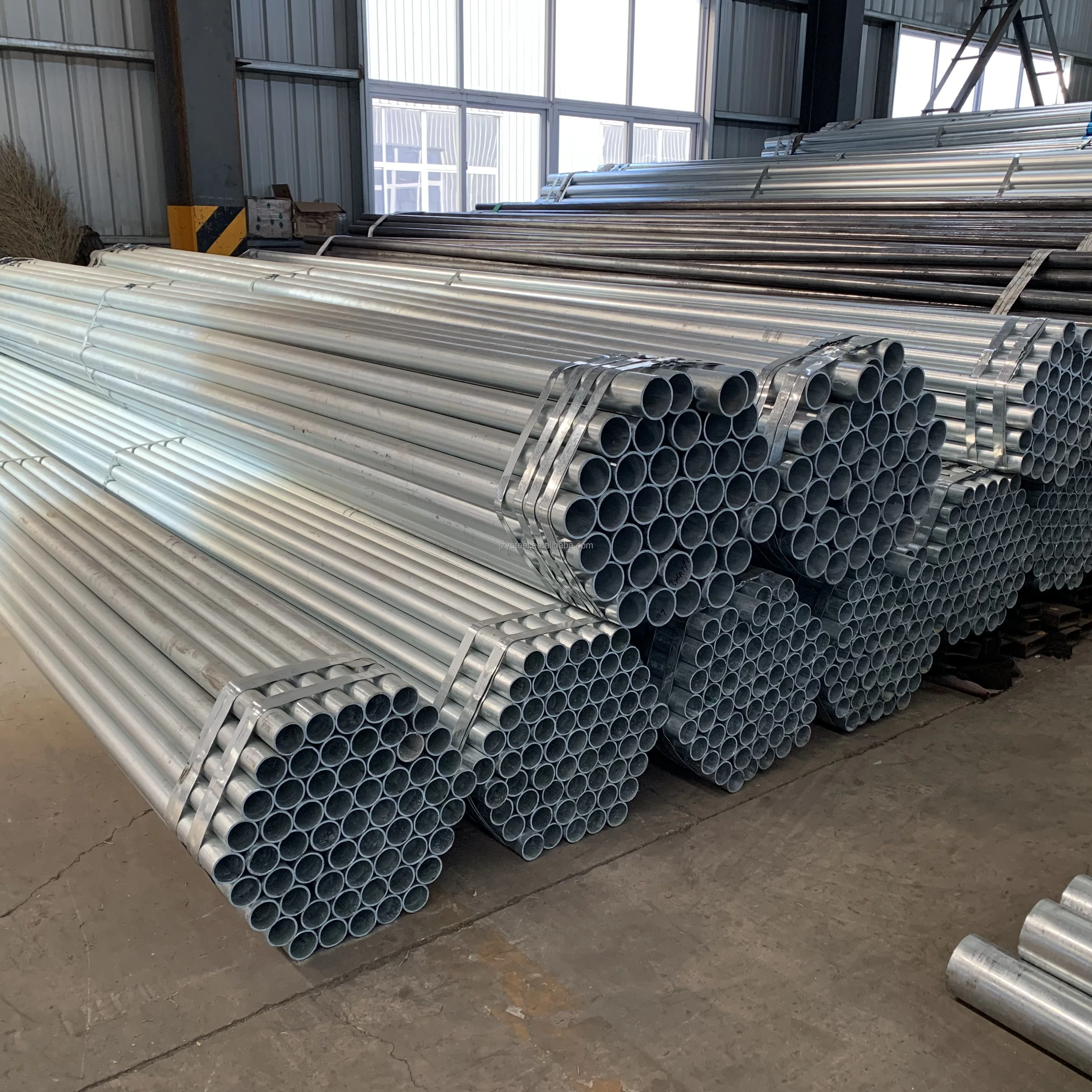 galvanized steel pipe/Hot dipped galvanized round steel pipe/gi pipe pre galvanized steel pipe