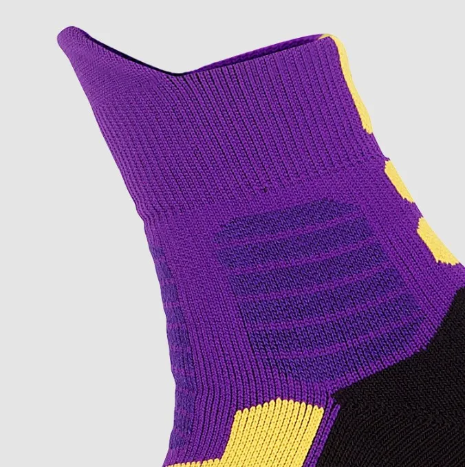OEM Wholesale Basketball Socks Man Terry Absorbent Elite  Athletic Anti-slip Grip Basketball Sports Socks