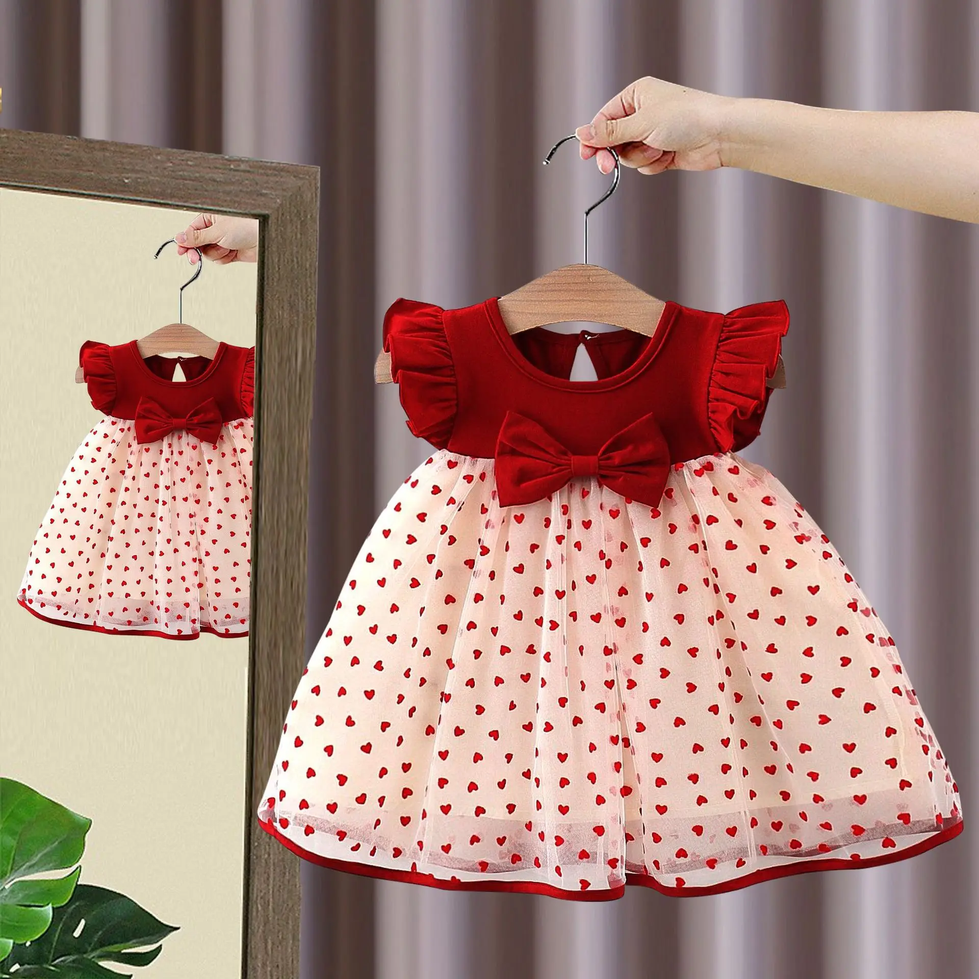 Ms-546 Wholesale 1 2 Year Baby Girl Dresses Summer Frock 2024 Dots Red Sleeveless Christmas Flower Princess Dress for Girl