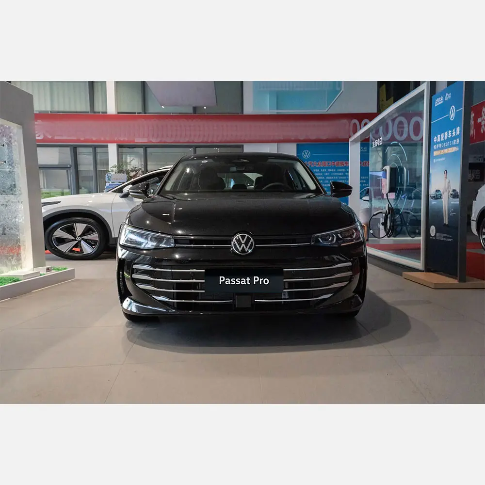 Hot Sale VW Volkswagen Passat 2025 380TSI New Cars 95# Fuel Starry Sky Luxury Sedan Petrol Vehicle Used Cars for Sale
