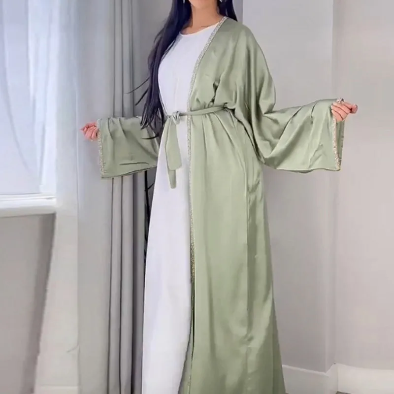 2024 OEM Designs Eid Dubai Islamic Elegant Modest Open Abaya Inner Slip Dress Set Diamond Satin Silk Abaya Women Muslim Dress