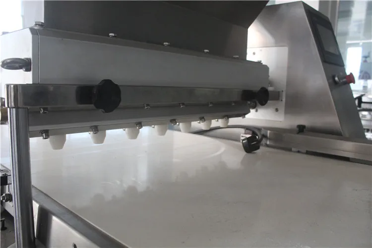 Commercial Automatic Cupcake Muffin Machine Making Machine Cake Depositor Snack Machines
