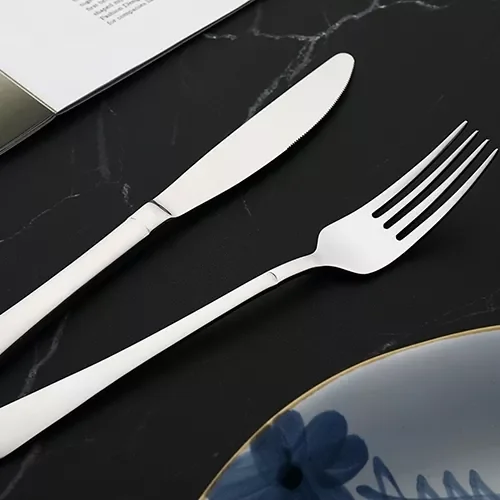 12 PC Luxury Royal Metal Silver Table Knives Set for Dinning Use - 8.7Inches