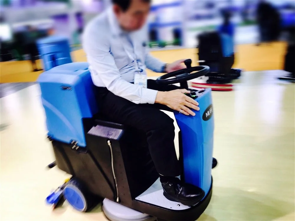 MLEE 740 мини тренажерный зал мраморная мастерская Чистка пола с аккумулятором автоматическая машина для скруббер пола