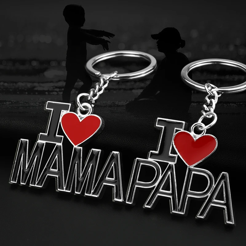 Fashion Letter I Love MOM/DAD/PAPA/MAMA Keychains Heart Shaped Key Chain Unisex Personality Metal Keychain Parent Gift Jewelry