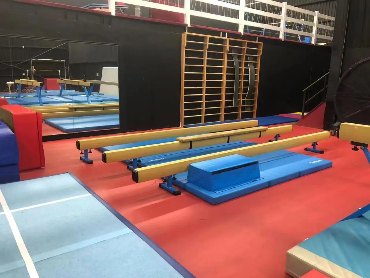 GAOHAO Kids Ball Pool Pit 4 Ball Pool Walls 4 Inside Attaching Strips 1 bottom Vinyl Floor Cover foam pit