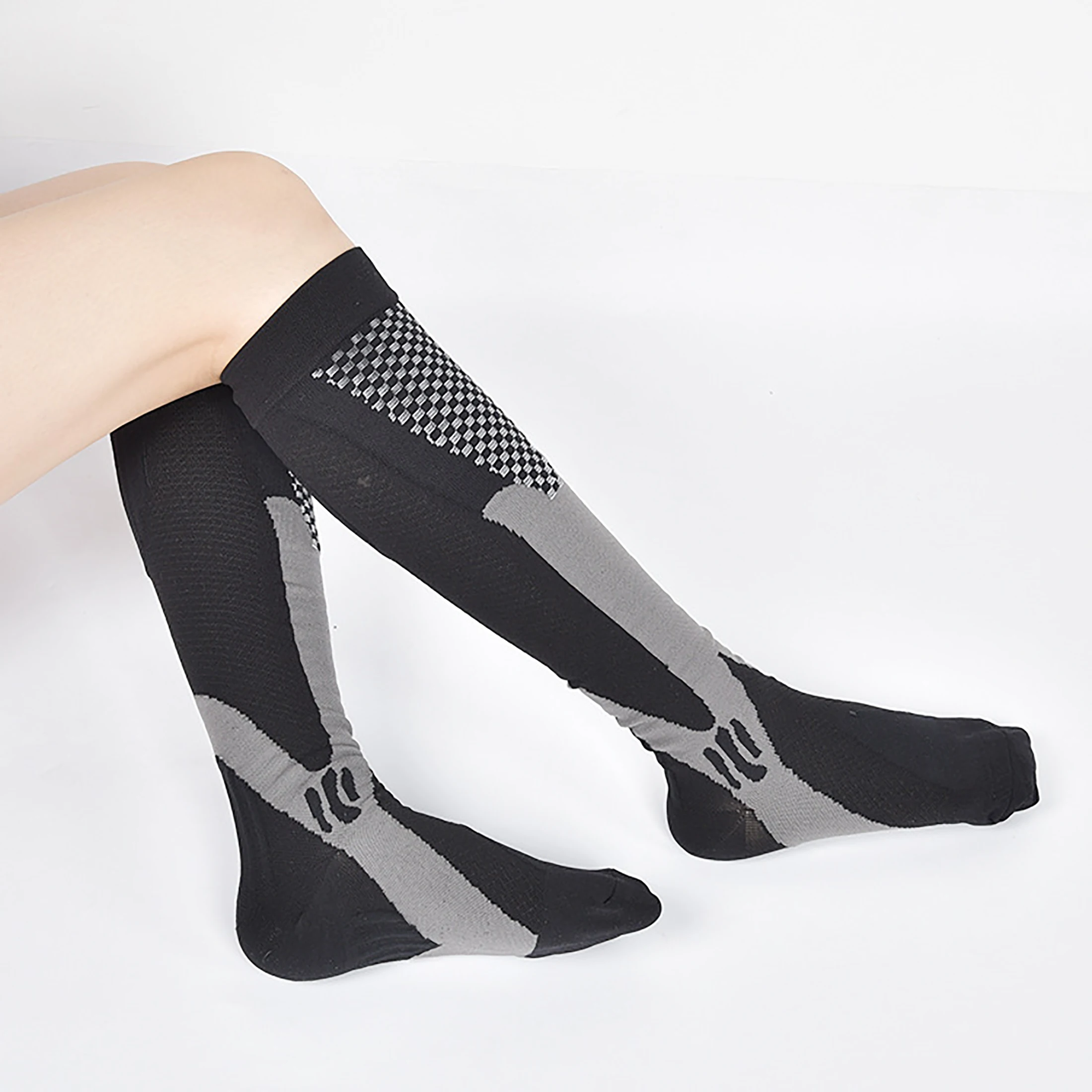 Компрессионные эластичные носки