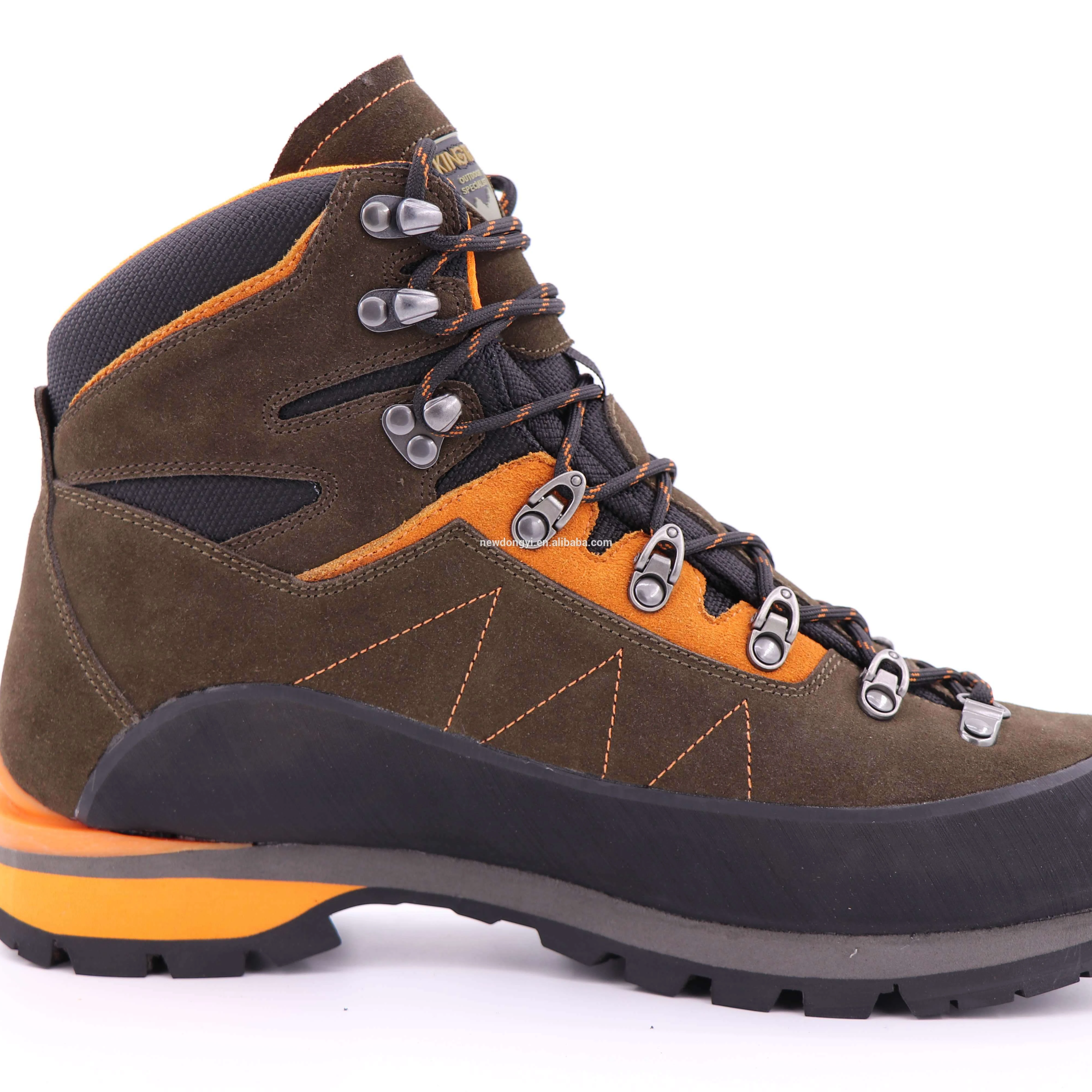 D12185-B Mountaineering Footwear Hiking Boots