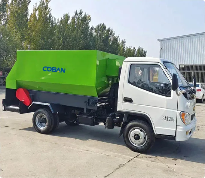 Automatic Poultry Cow Fodder Crushing and Animal Feed Mixing Machine Cattle Feed TMR Feed Mixer Car