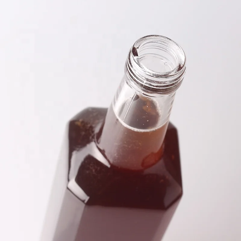 Best selling 500ml 700ml 750ml empty transparent flint glass bottle for champagne gin rum