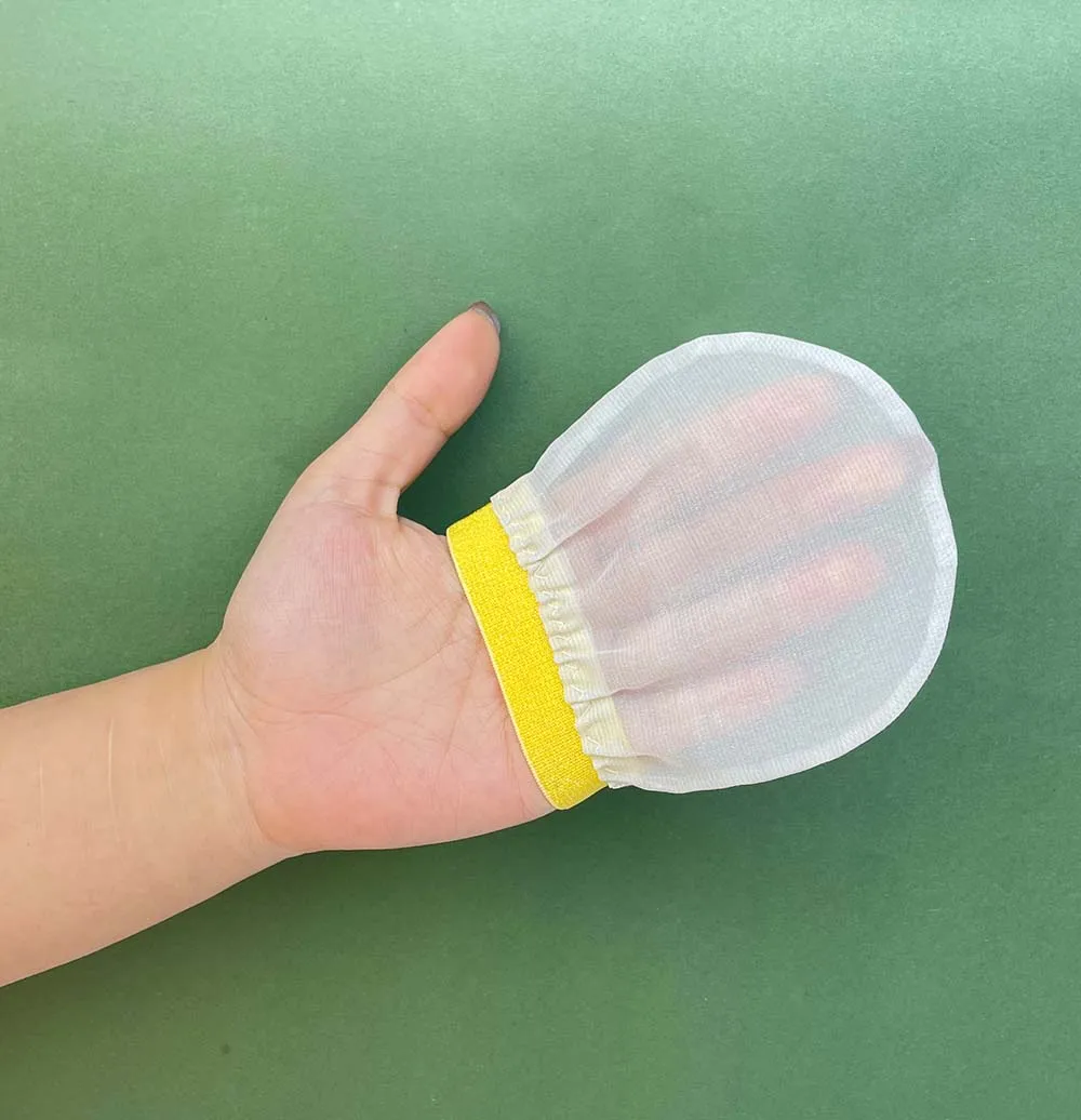 Customized cocoon Bath Scrub silk Glove Mitt Peeling Turkish Silk Exfoliating Body Mitt