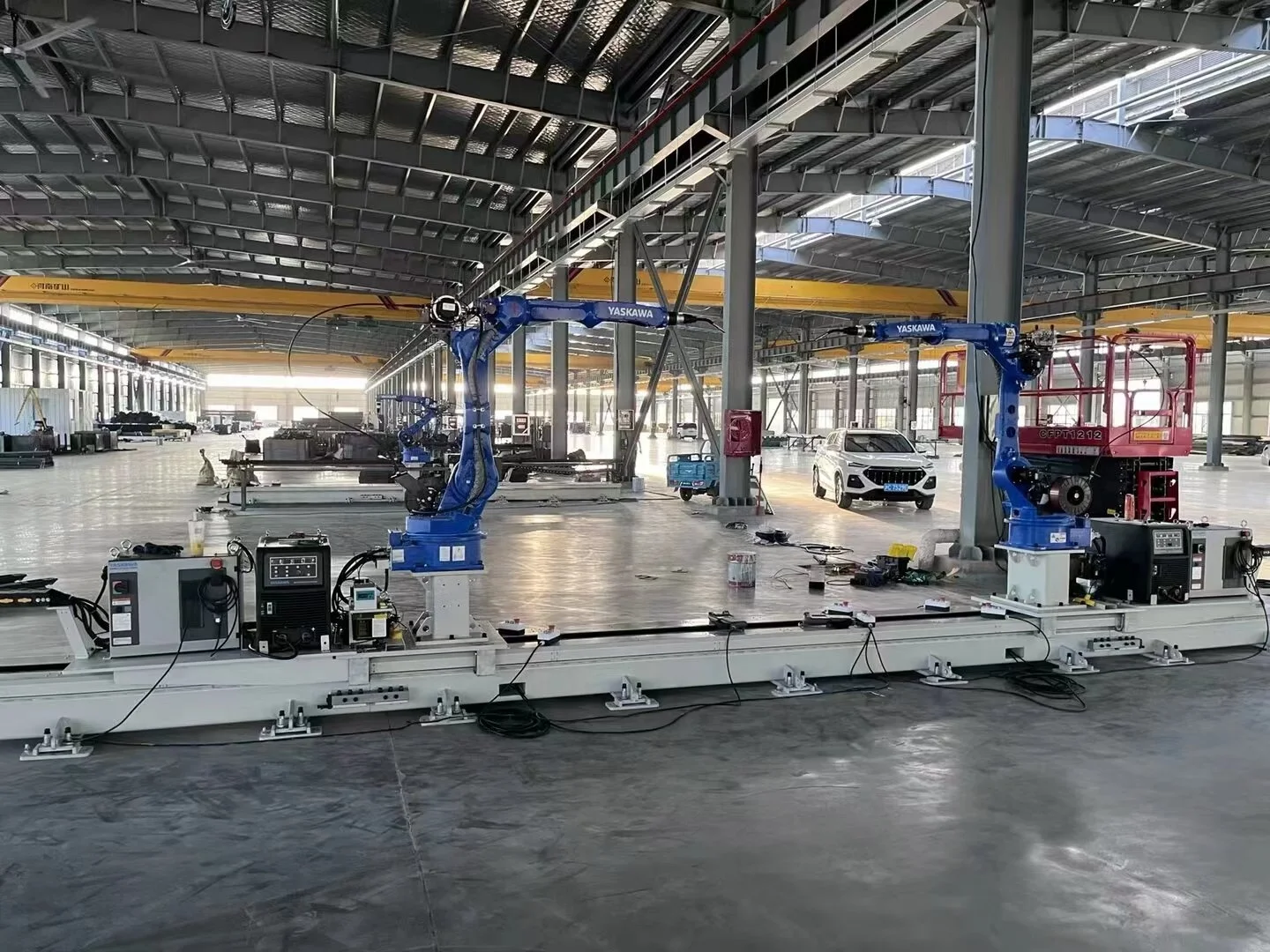 Reduce labor costs Instead of 3-5 manual workers Improve work efficiency Yaskawa welding automatic robot