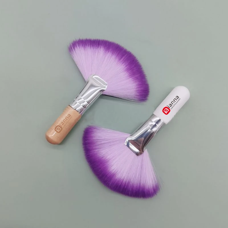 Free custom logo mini makeup fan brush facial fan brush high quality blush fan brush for facial
